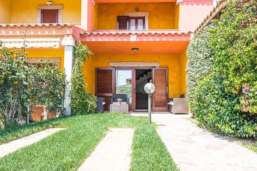 Villa Molly San Teodoro  Ngoại thất bức ảnh