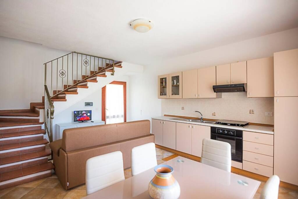Villa Molly San Teodoro  Ngoại thất bức ảnh